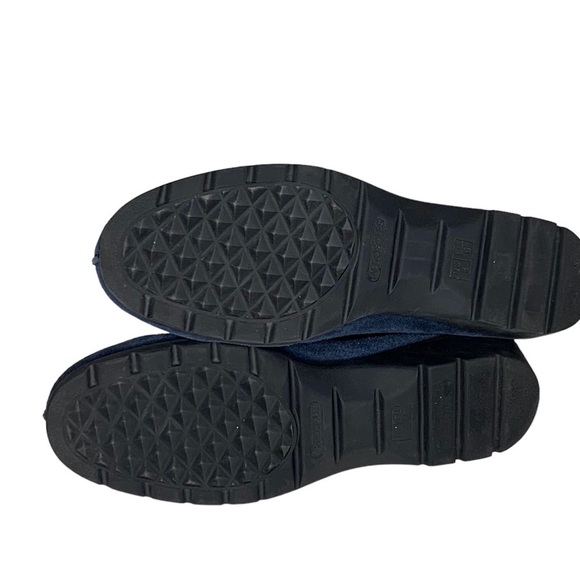 Aerosoles blue booties Size 8 EUC - Picture 8 of 8